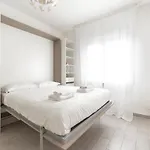 Piazza Tripoli Bright Apartment